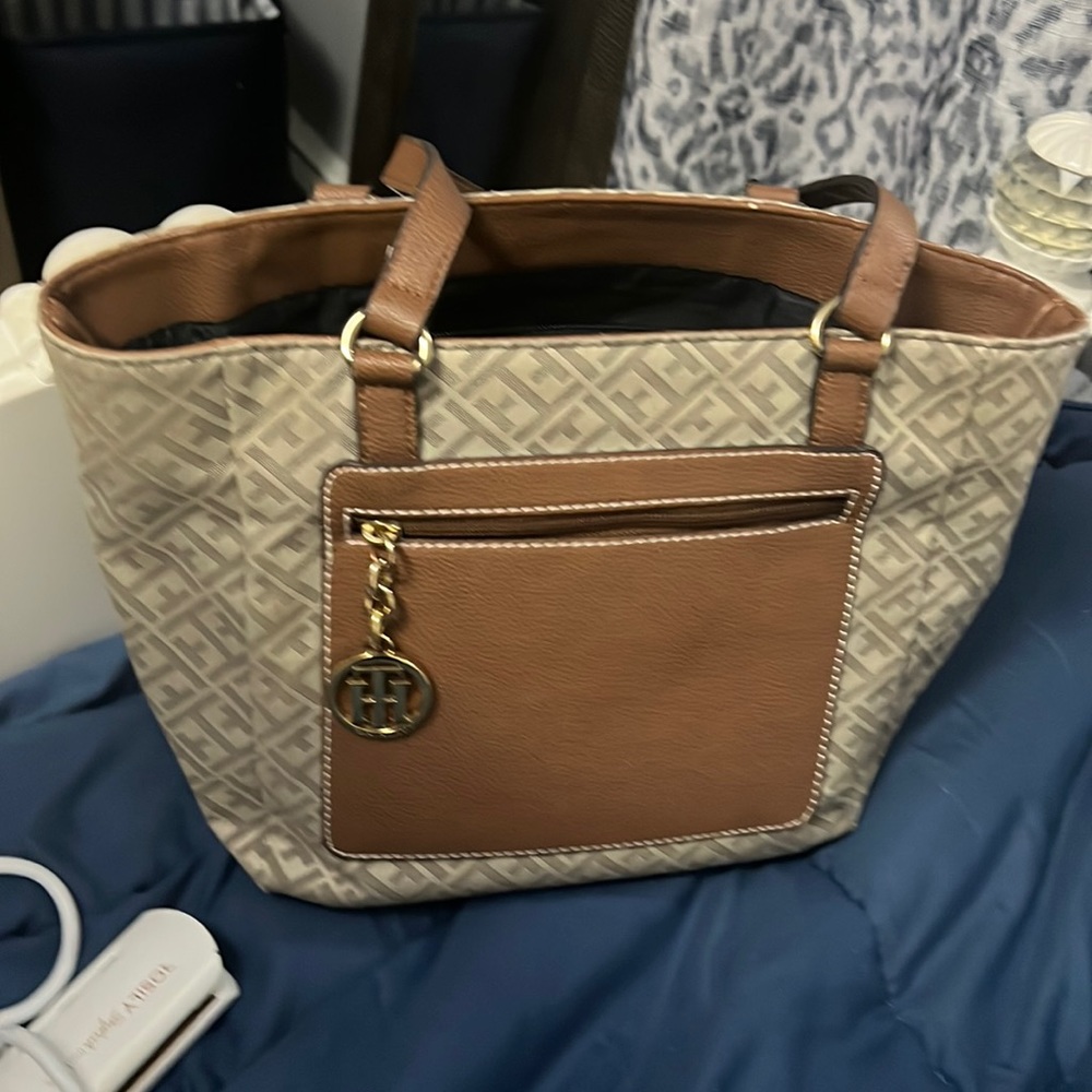 Tommy Hilfiger tote